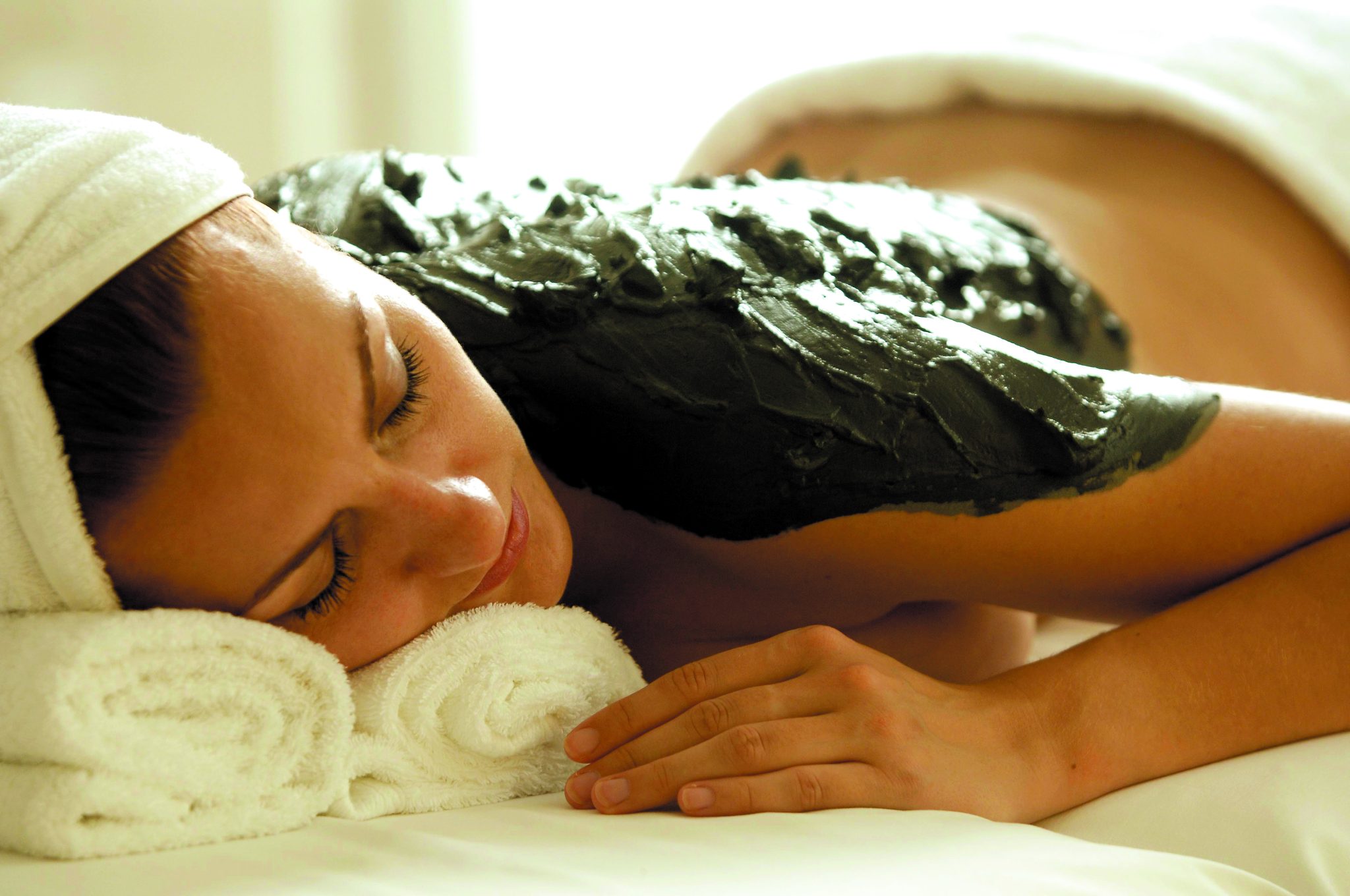 Objavte silu najkoncentrovanejšej sírnej vody v Európe: Smrdáky Ensana Health Spa Hotels